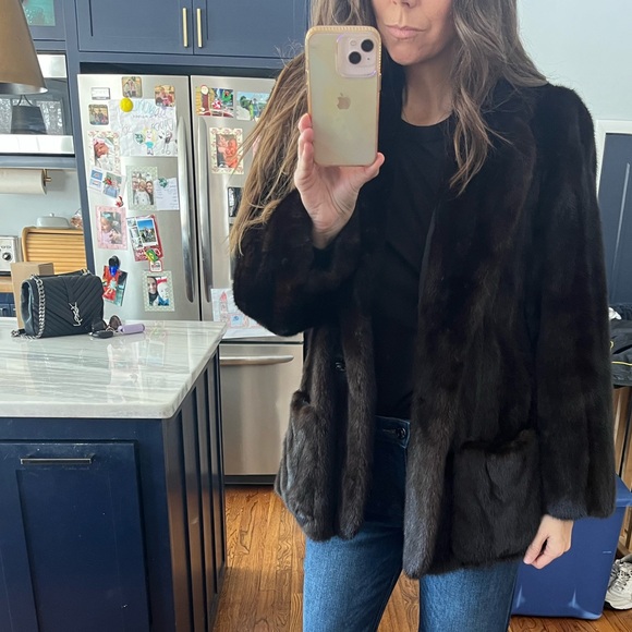 Vintage Chloe fur coat! Gorgeous and in excellent condition. - fits xs-medium - Picture 3 of 12